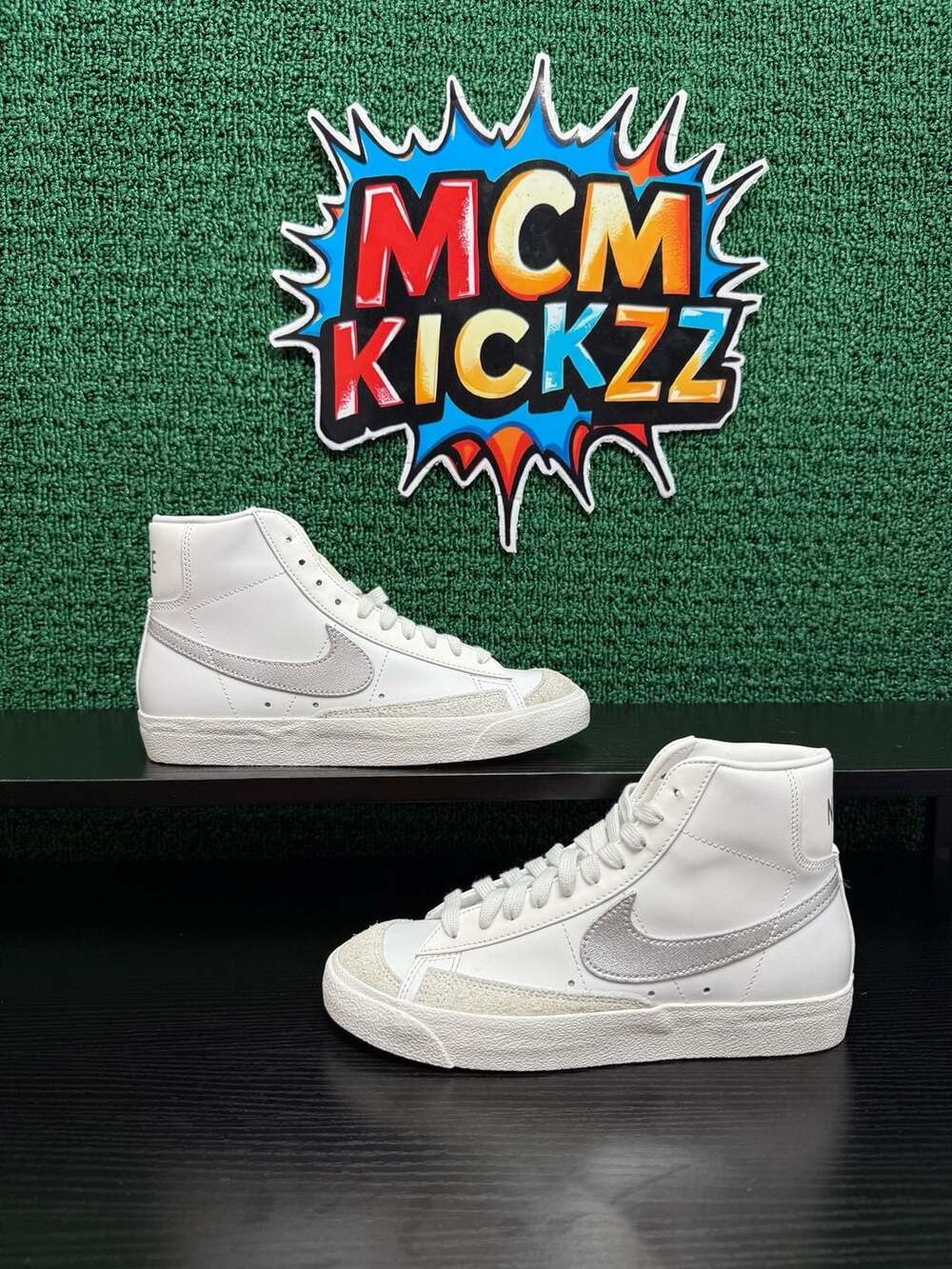 Nike Women's Blazer Mid '77 Summit White/Metallic Silver Women’s Size 7 New